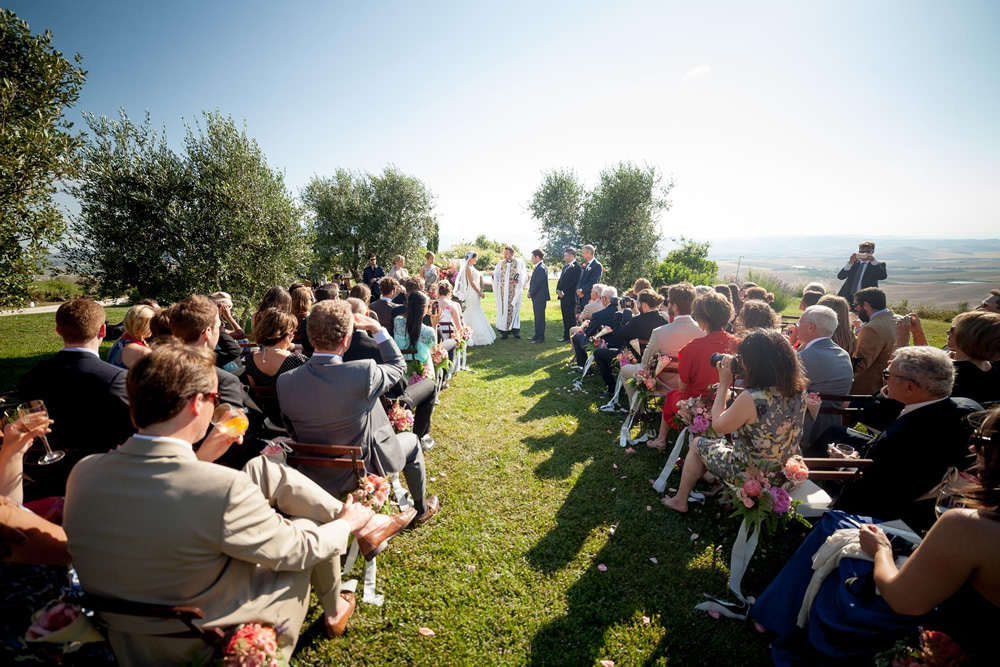 Getting married in Val d'Orcia